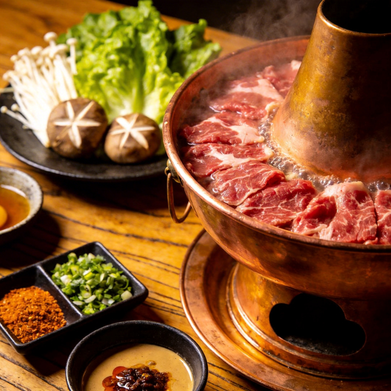 铜锅涮肉盛宴图片