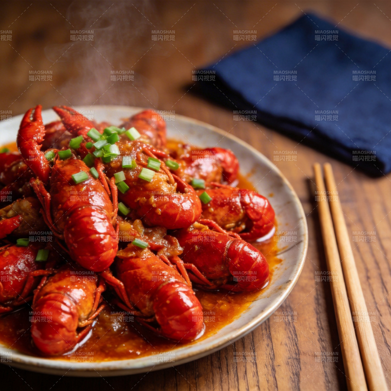 香辣小龙虾图片