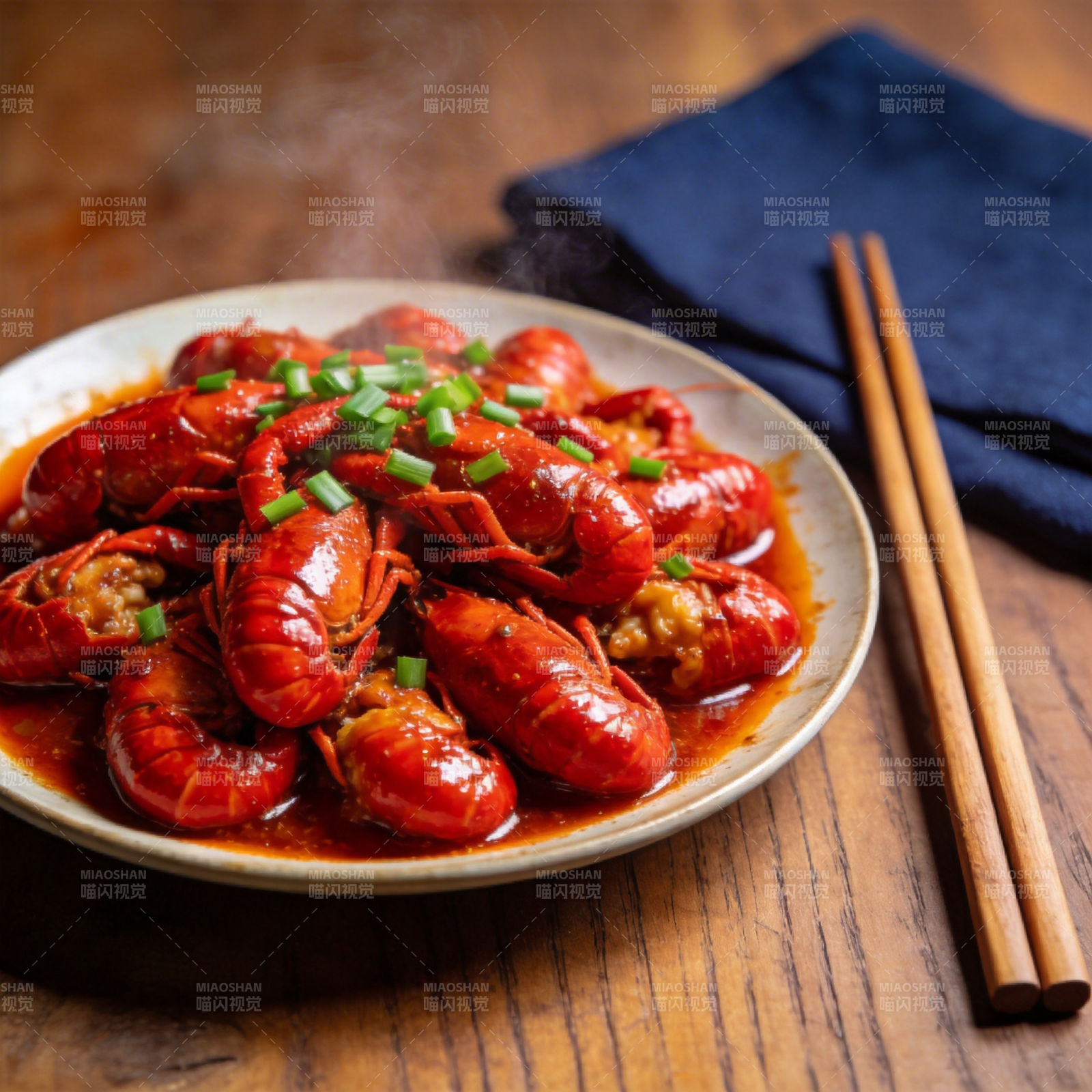 香辣小龙虾图片