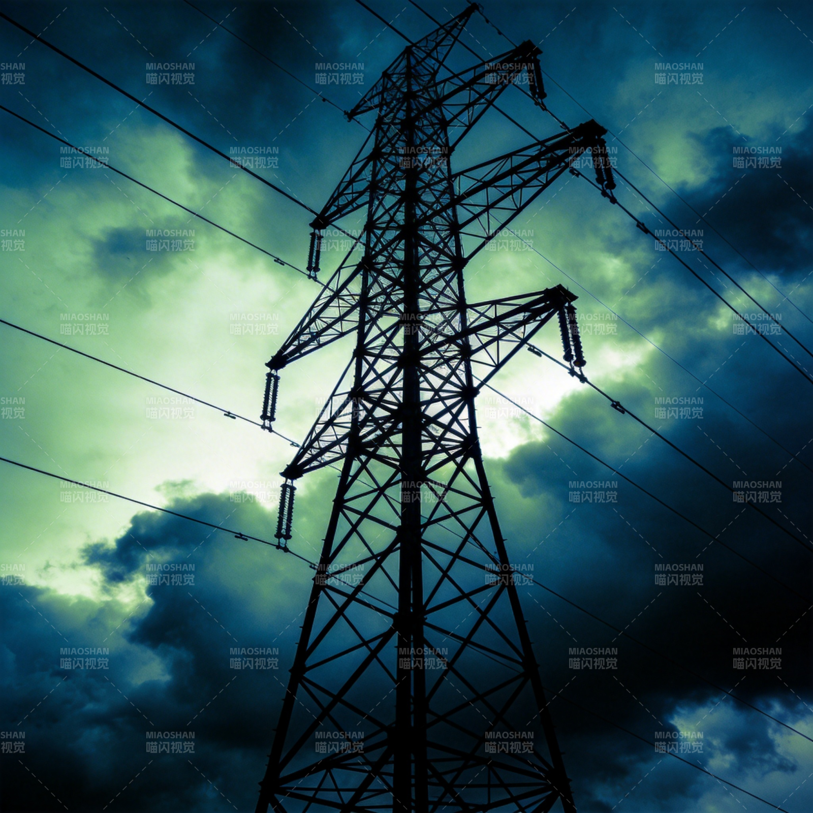 电塔剪影夜空图片