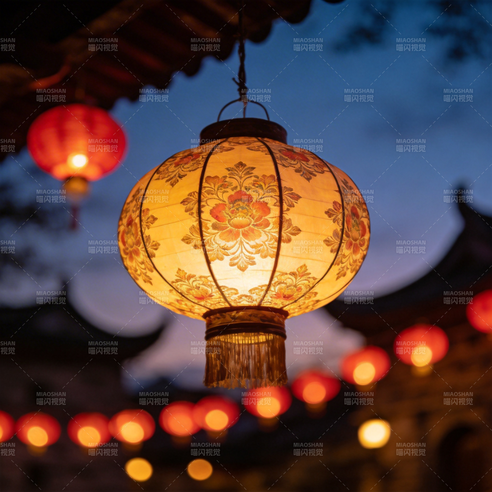 灯火映夜 古韵悠然图片