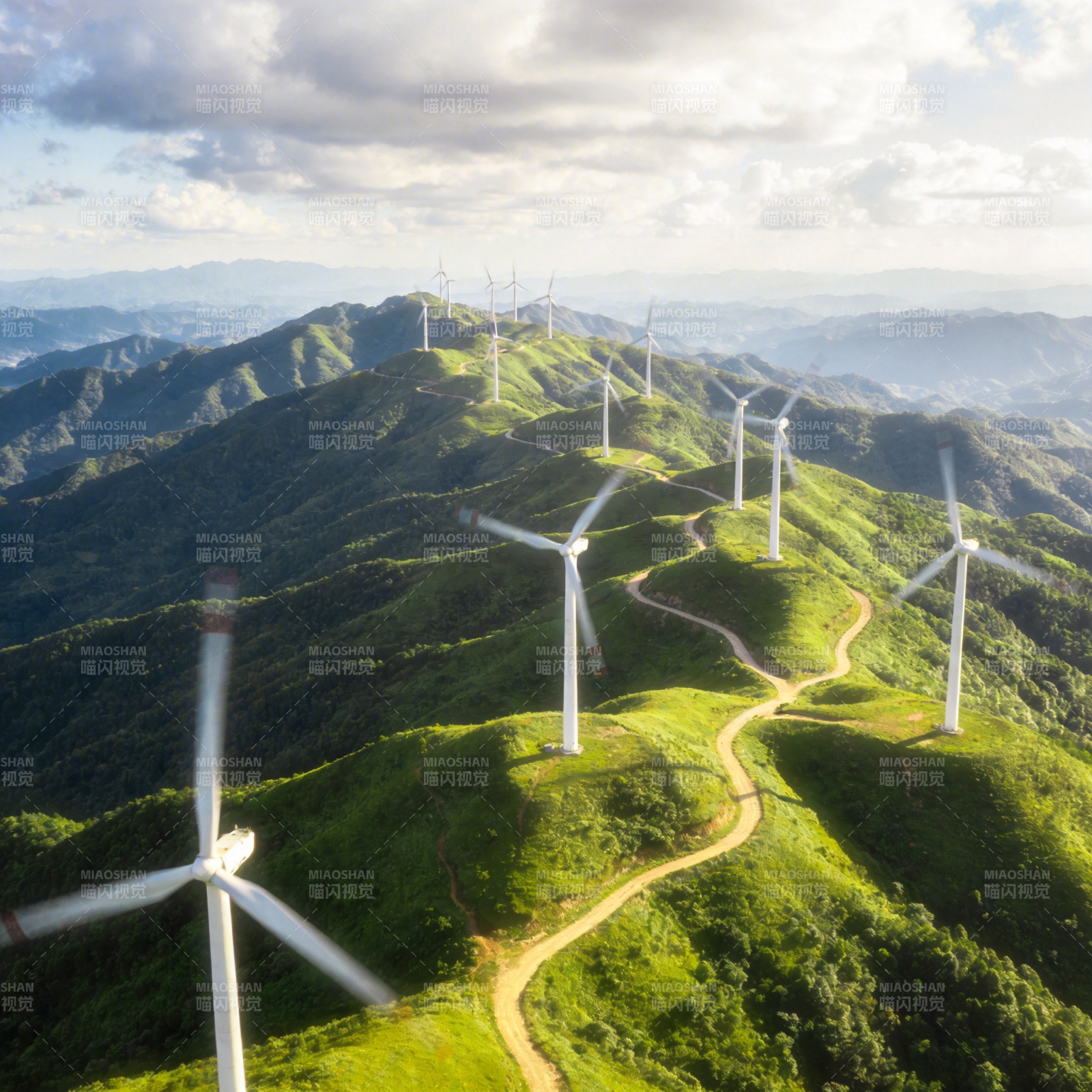 山间风车阵图片