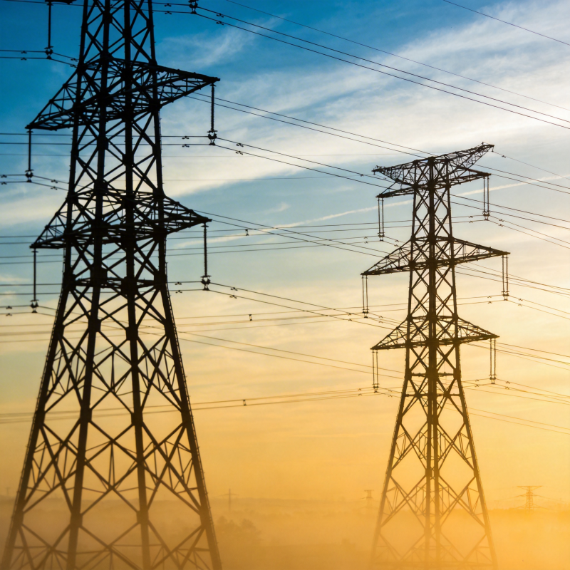 电力塔剪影图片