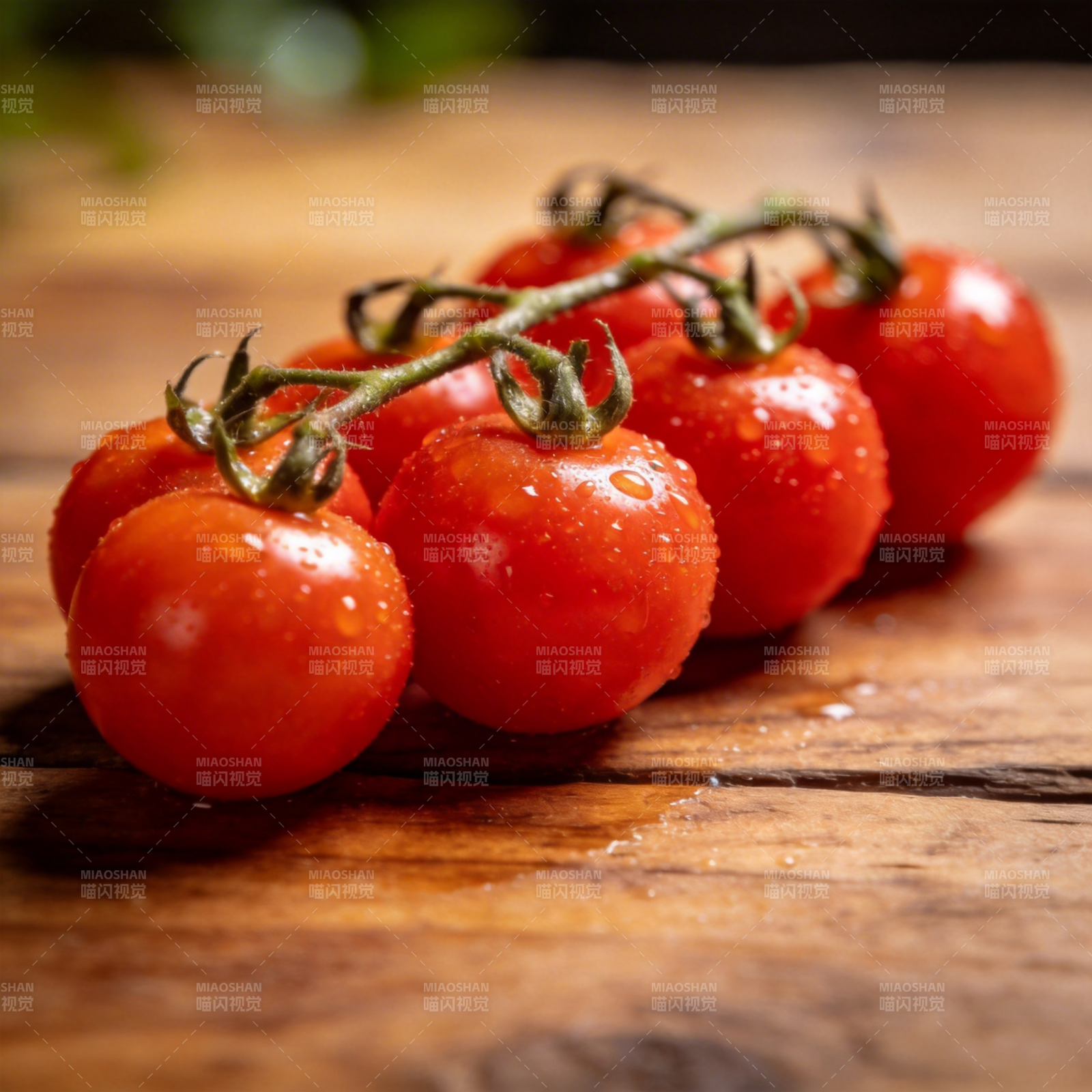 鲜红樱桃番茄图片
