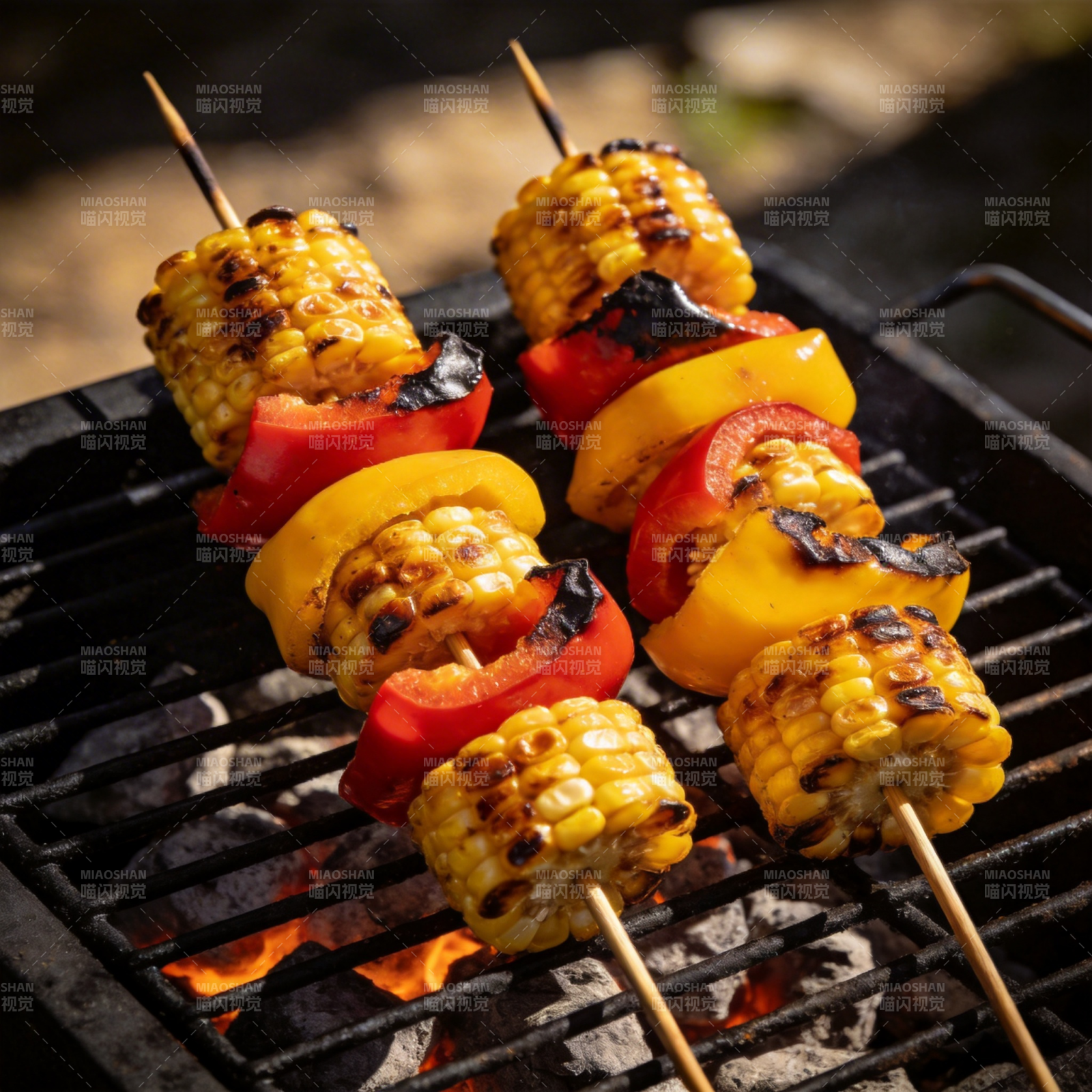 烤玉米彩椒串图片