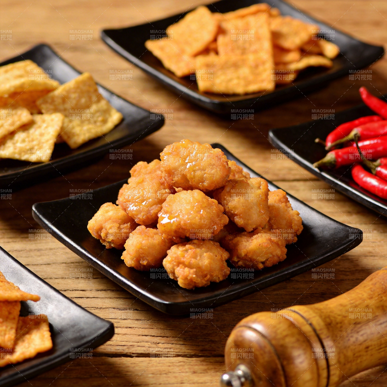 金黄酥脆炸鸡块图片