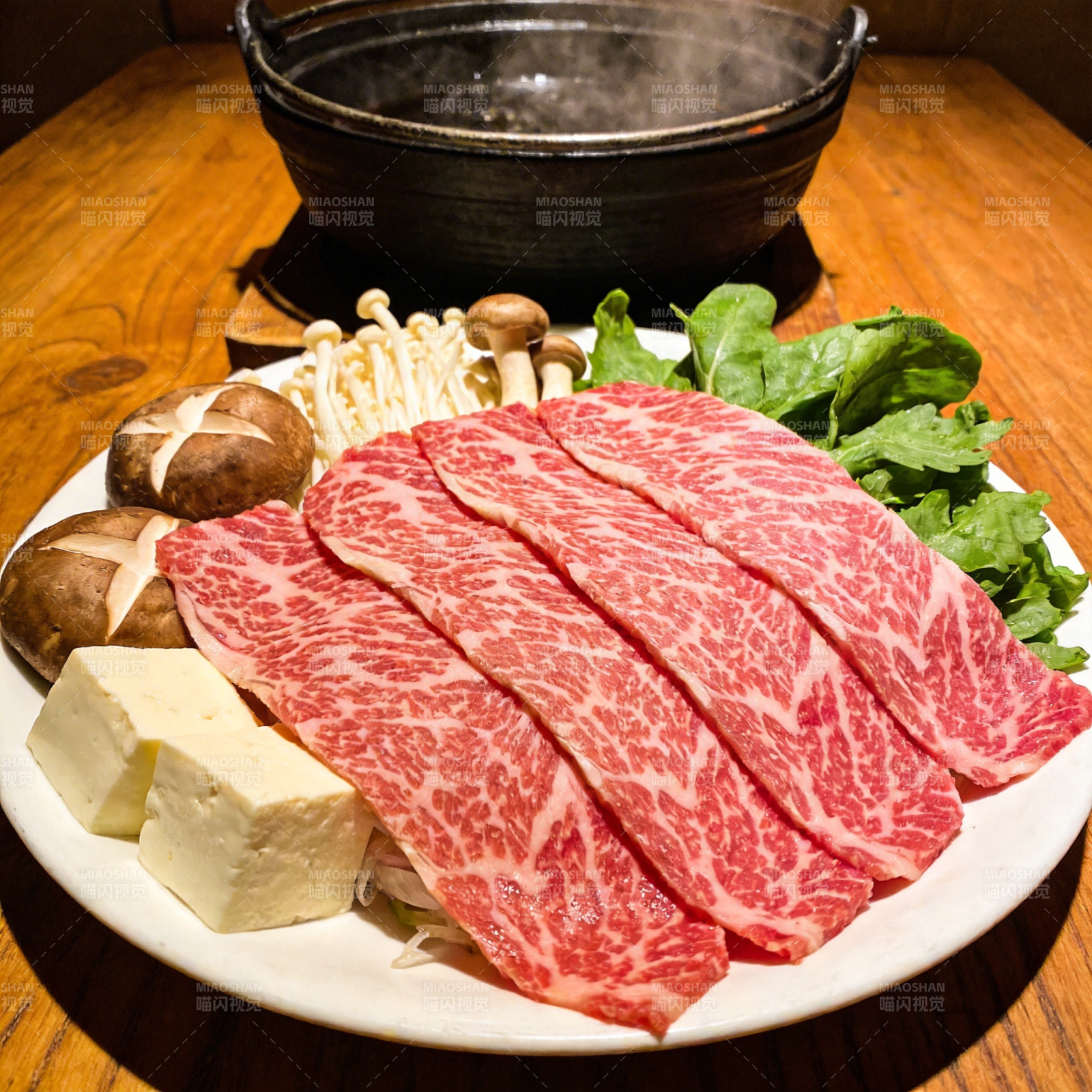 和牛火锅食材拼盘图片
