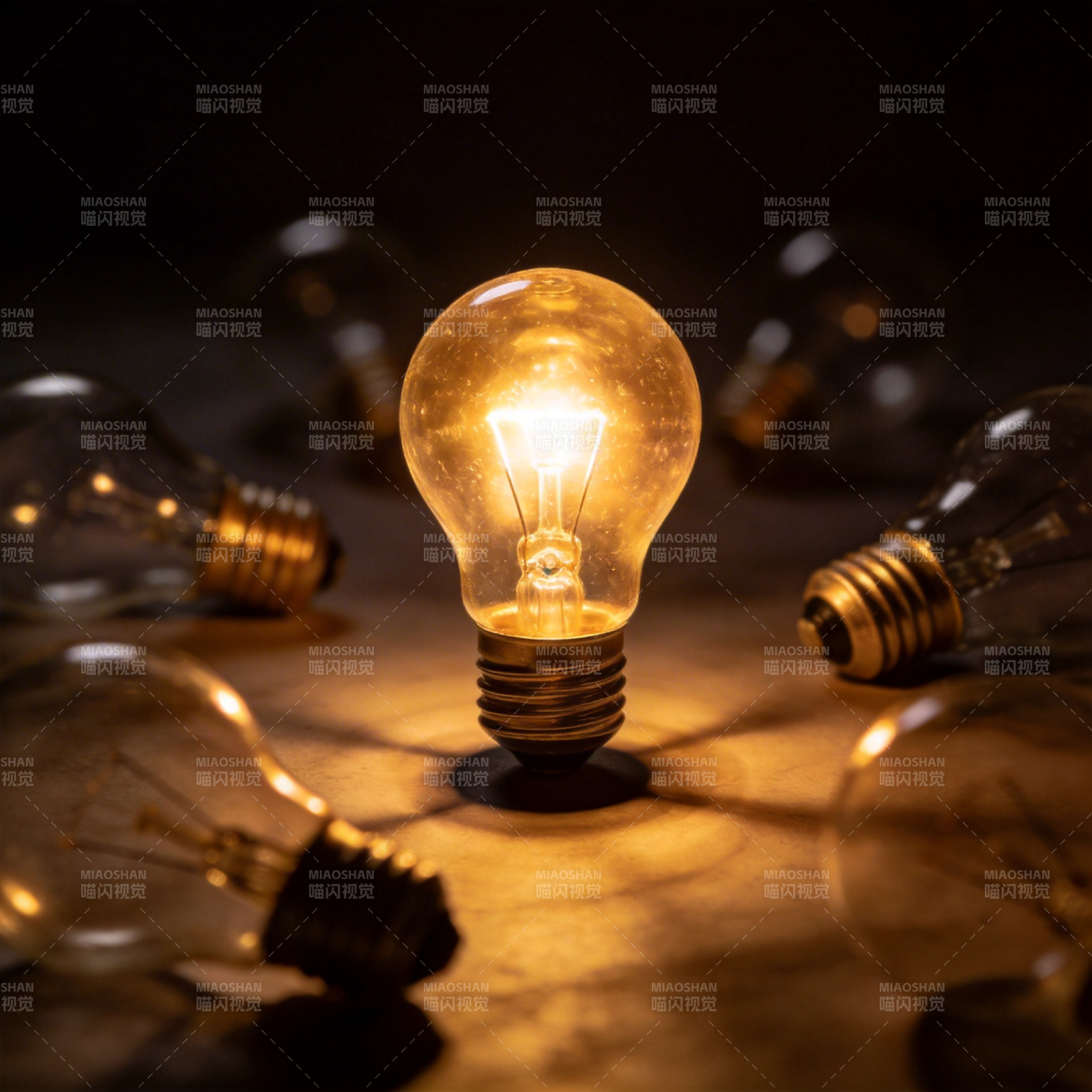 点亮灵感之光图片