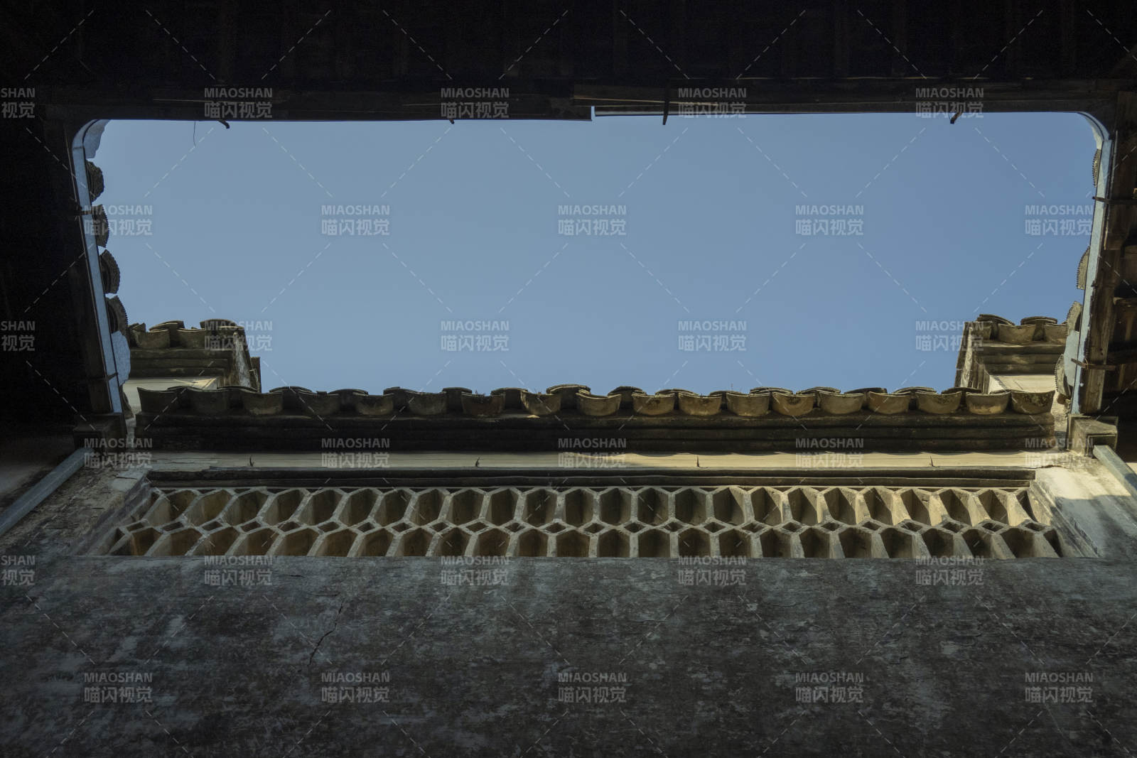 古建筑天窗景致图片