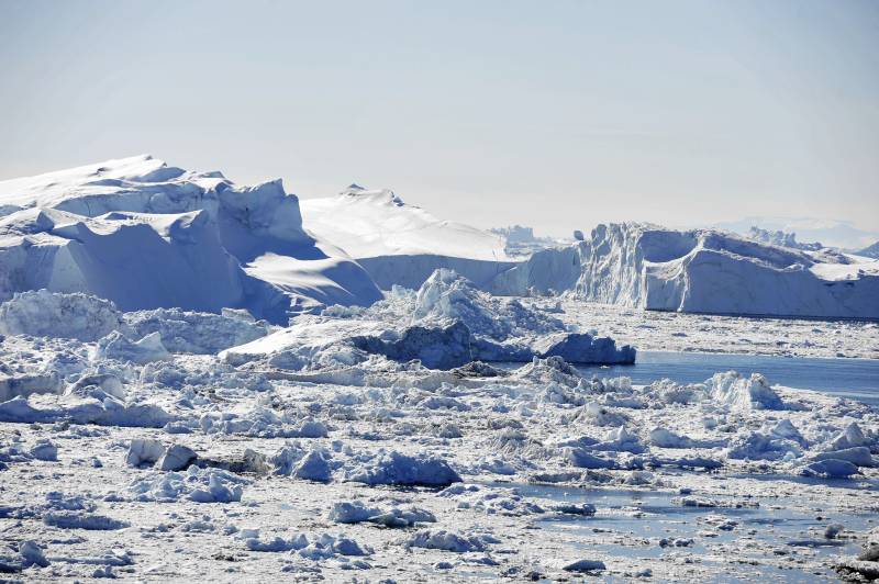 格陵兰岛冰川雪原风光图片