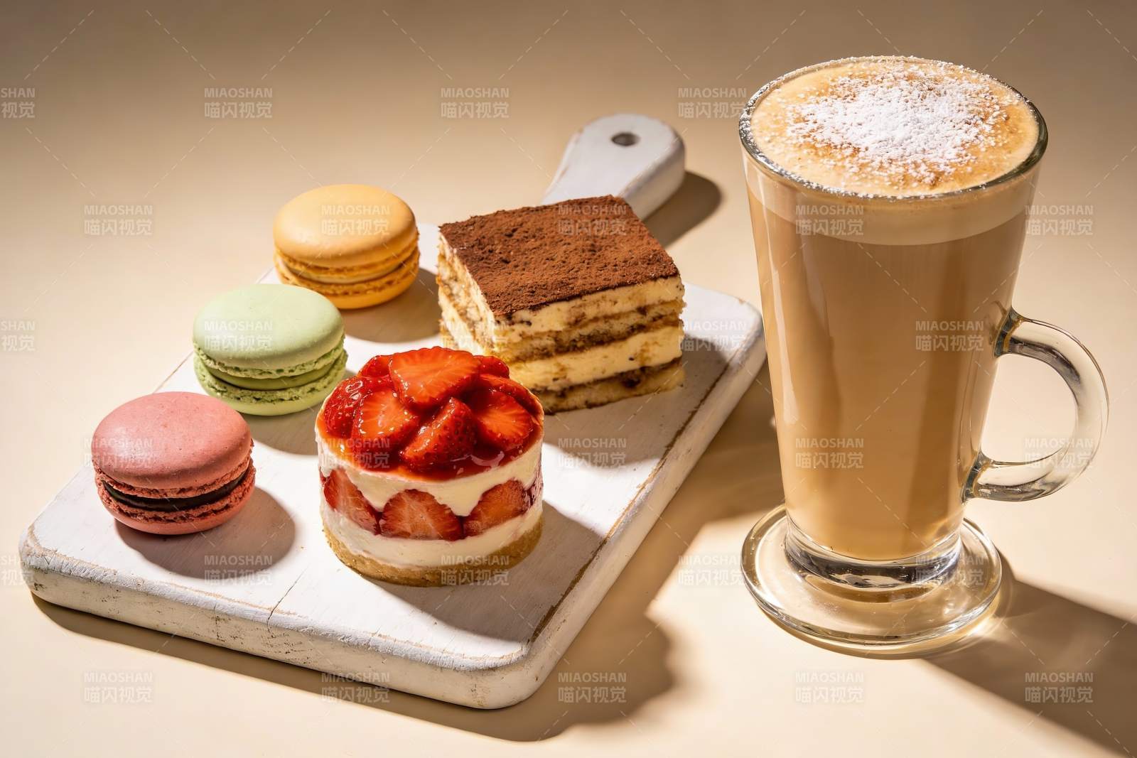 甜点与咖啡精美摆盘图片