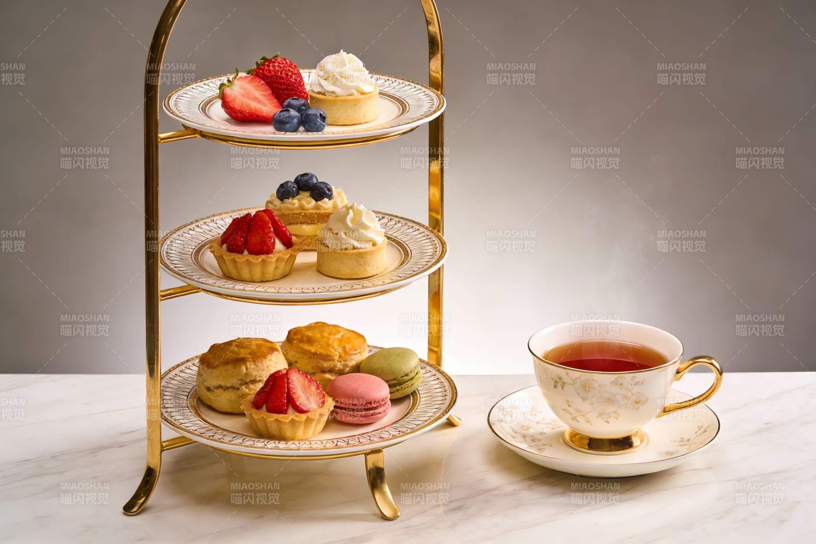 三层点心架配下午茶图片