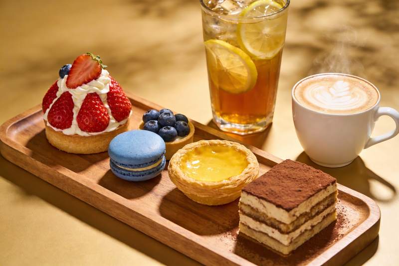 精致下午茶甜品与饮品图片