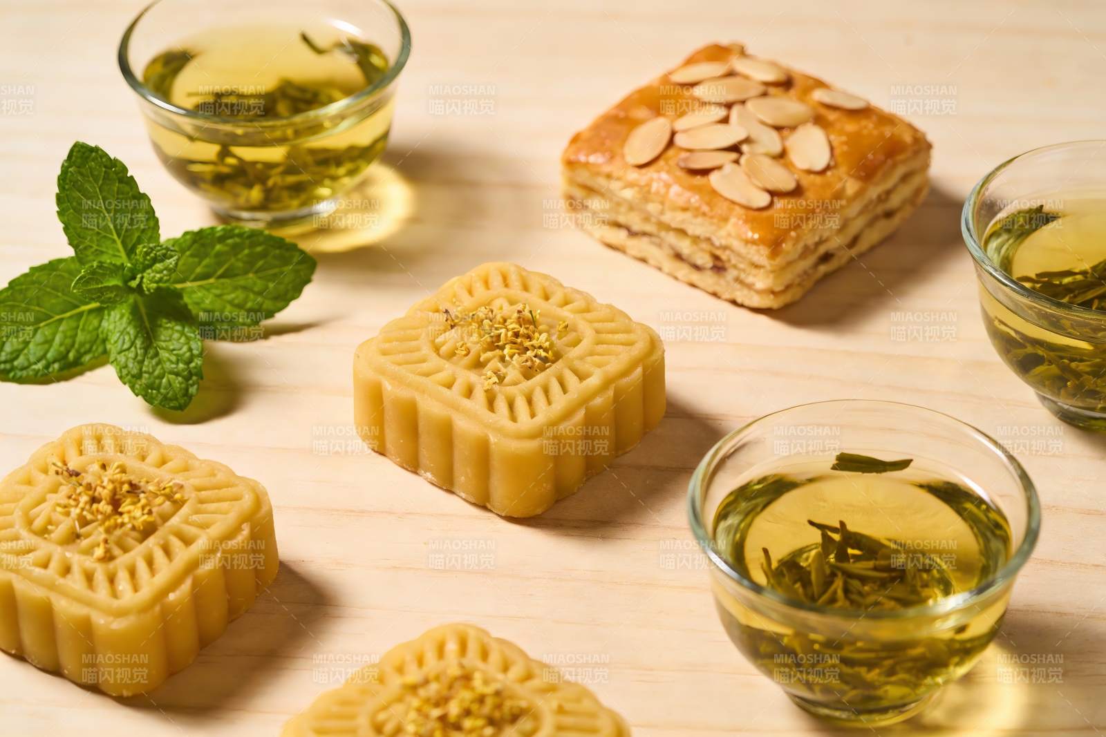 中秋月饼配茶点心图片