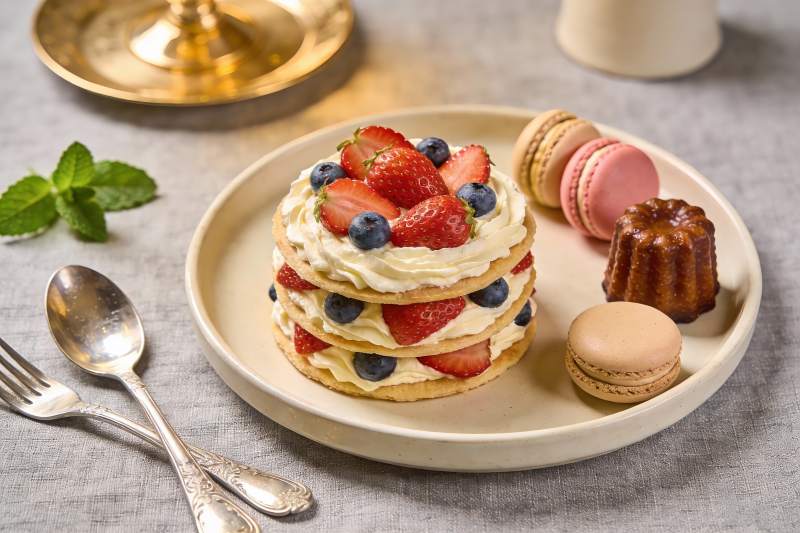 精致甜点摆盘展示图片