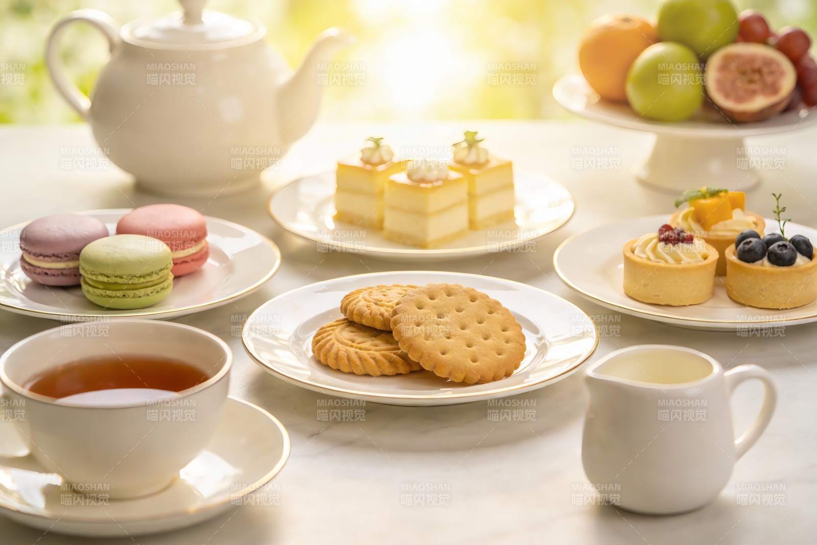 精致下午茶甜点与茶具摆盘图片