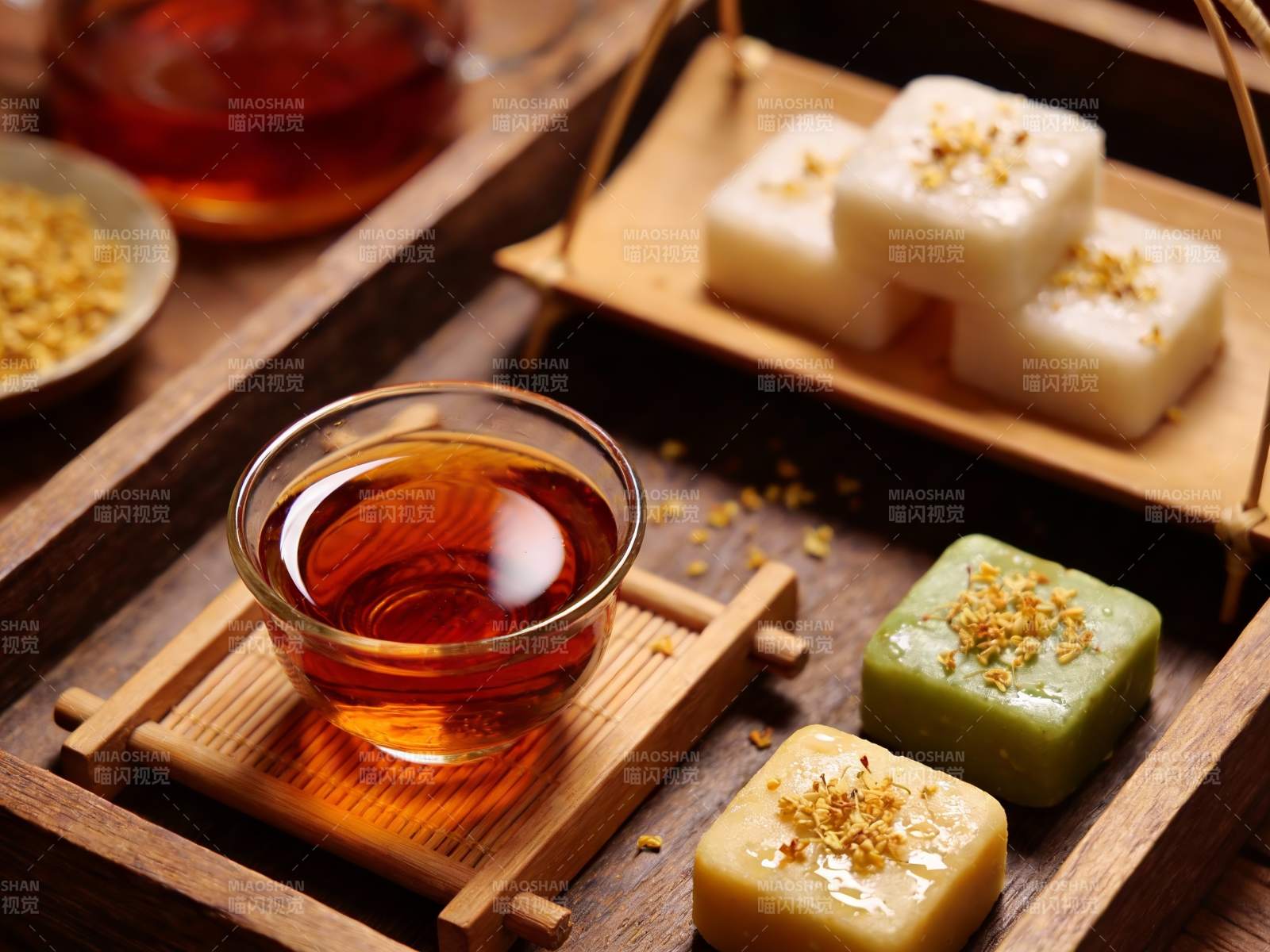 中式茶点摆盘精致诱人图片