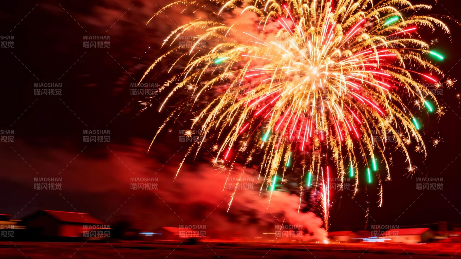 夜空烟花绽放绚丽多彩图片