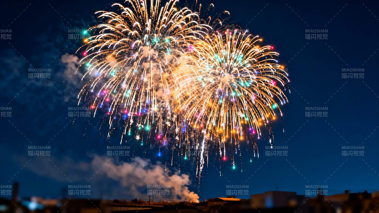 夜空烟花绽放绚丽多彩图片