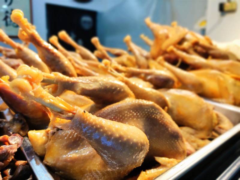 西安回坊，清真桶子鸡码放整齐图片