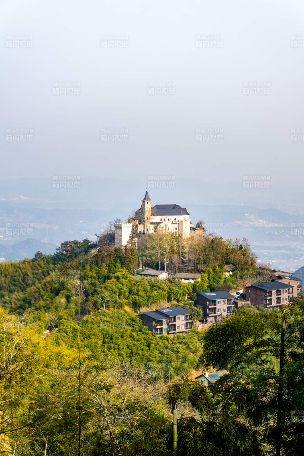 莫干山裸心堡图片