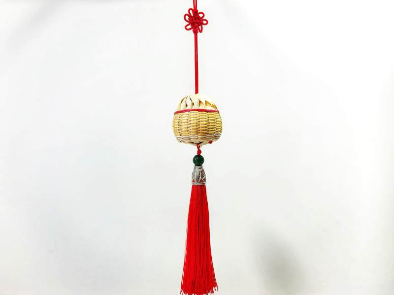 红绳竹编挂饰图片