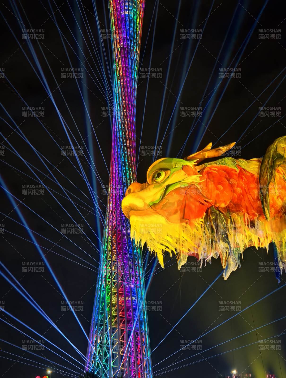 广州塔与鳌鱼图片