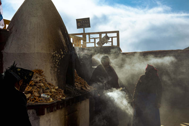 日托寺喇嘛的日常图片
