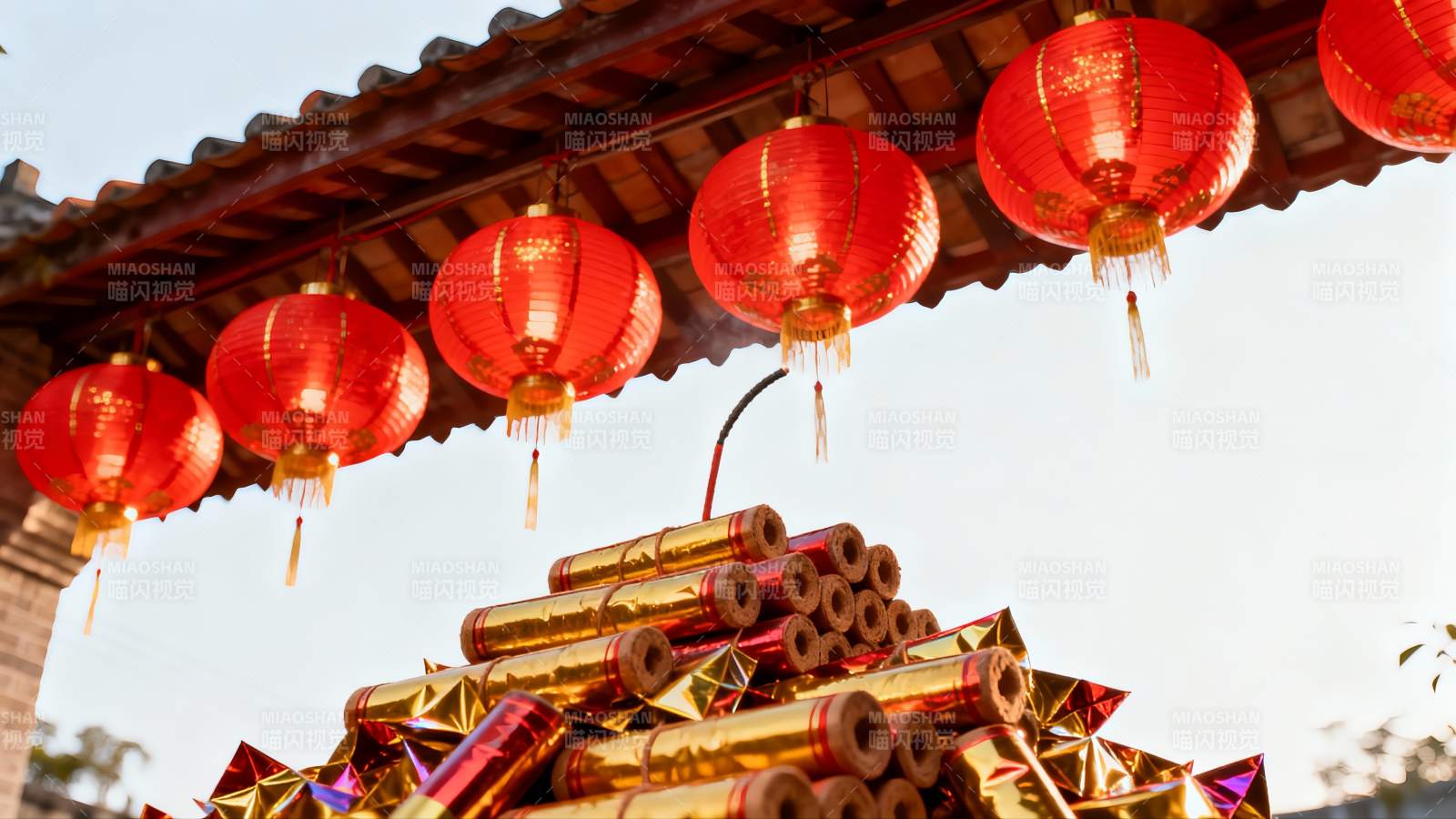 红灯高挂迎新春图片