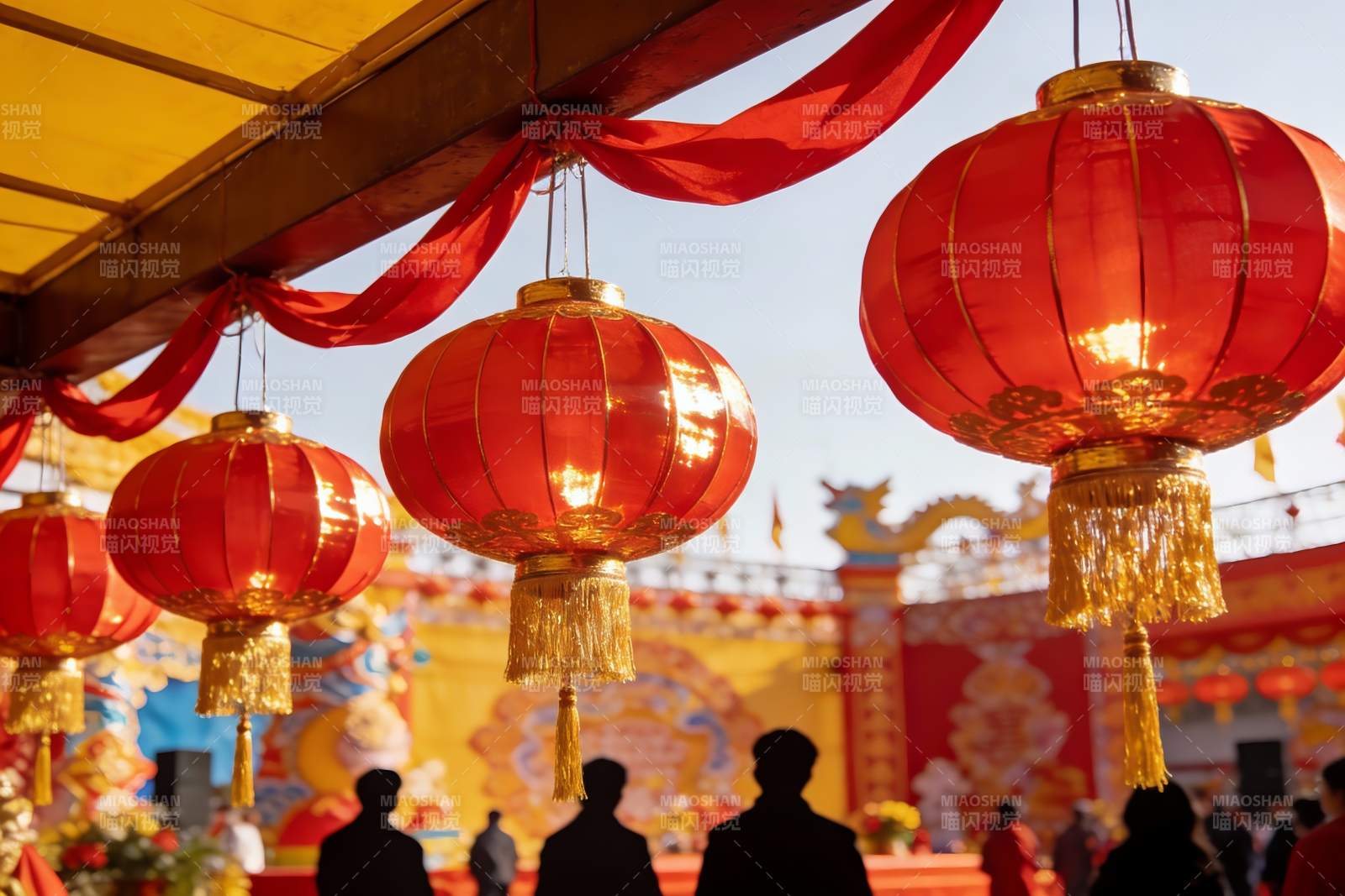 红灯笼迎新春图片