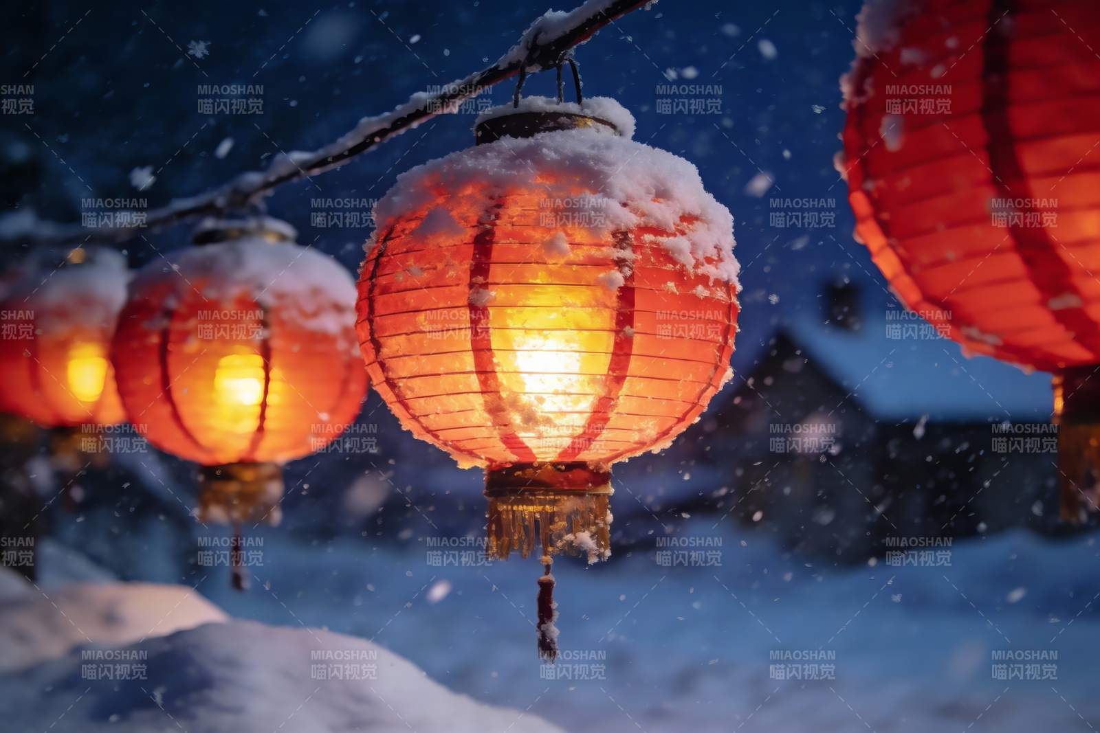 雪夜红灯笼图片