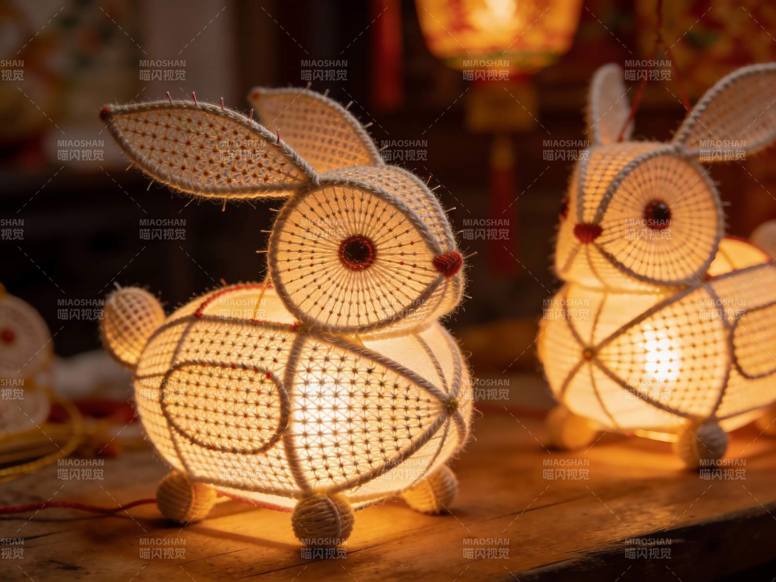 手工编织兔子灯温暖光亮图片