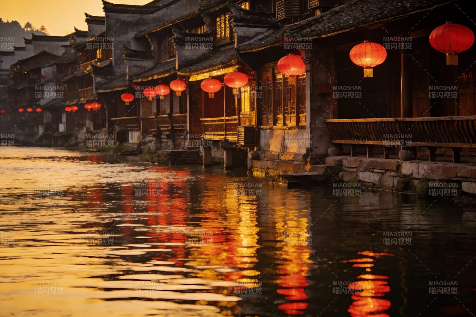 古街水乡夜景灯笼倒影图片