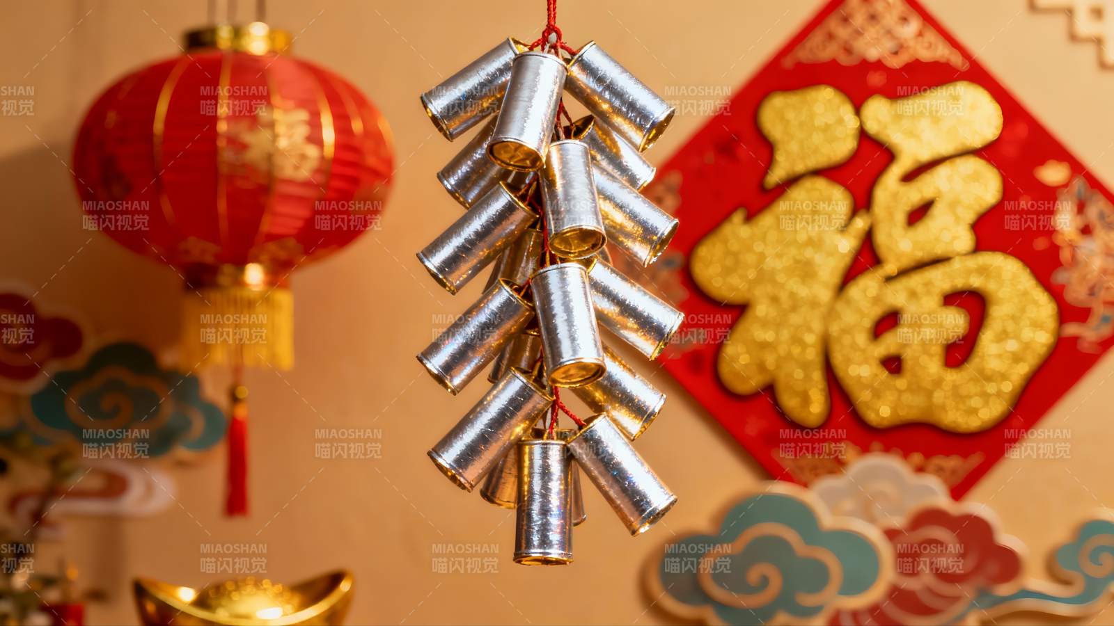 春节装饰挂饰与福字图片