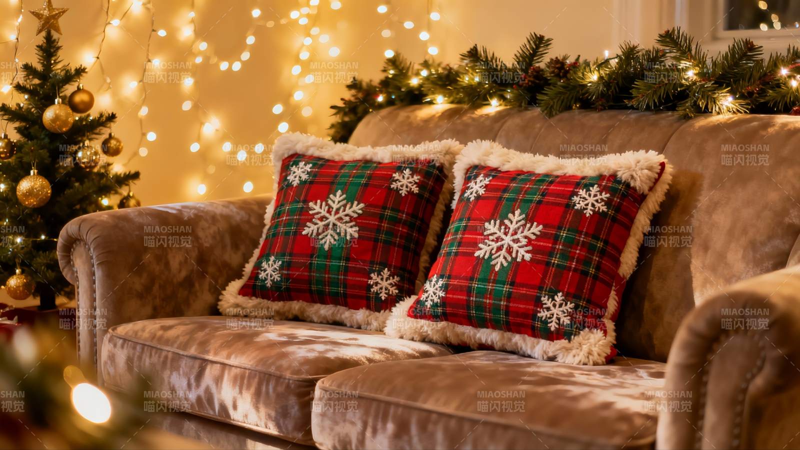 圣诞装饰沙发温馨场景图片