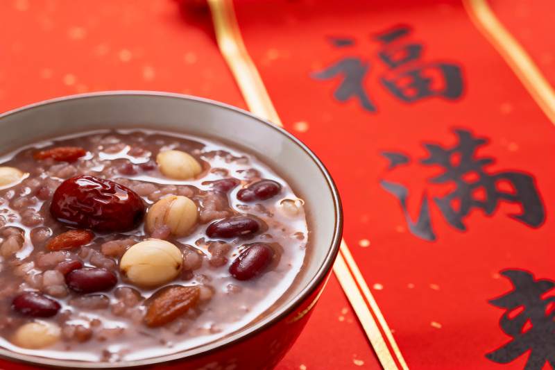 腊八粥配红色福字装饰图片