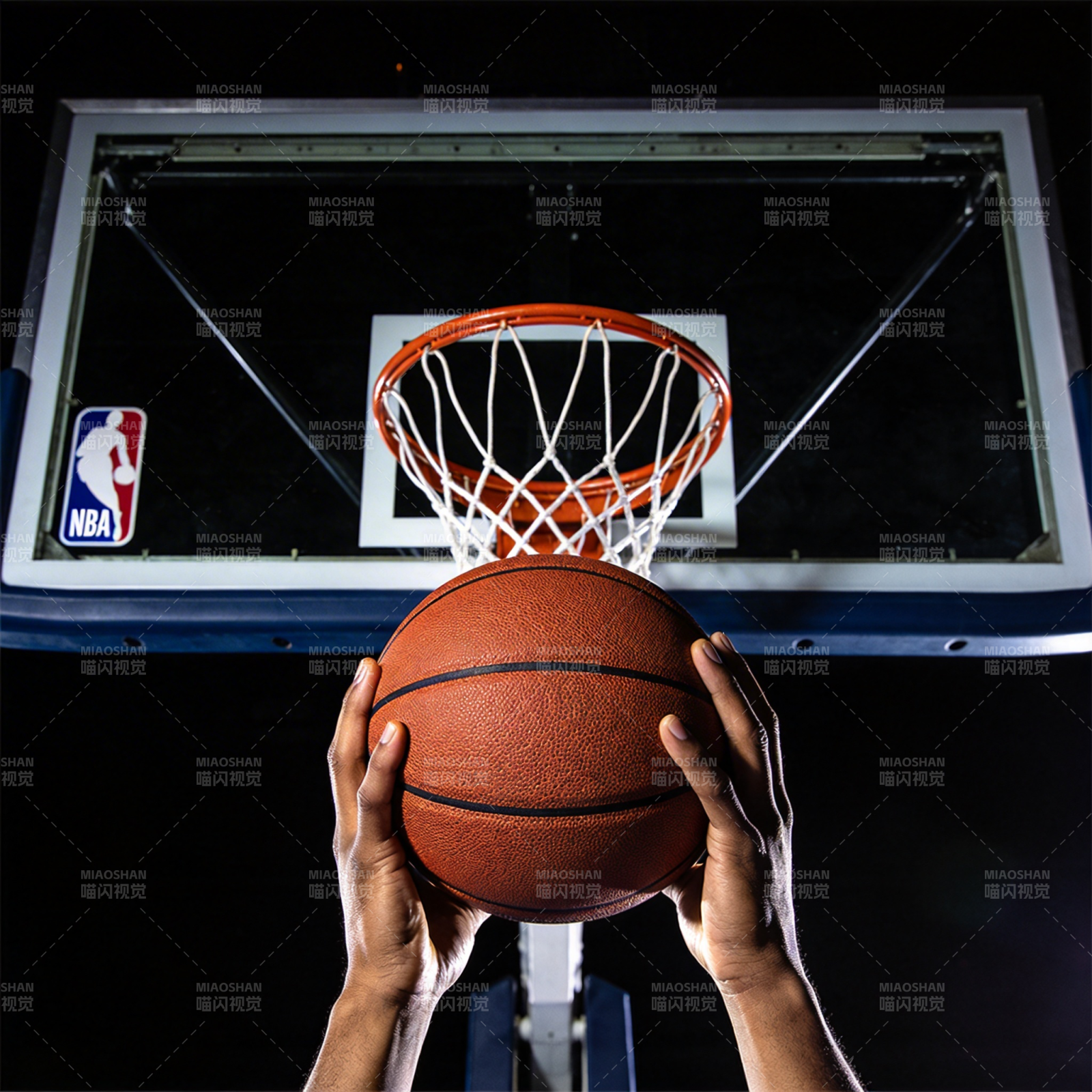 篮球入筐瞬间图片