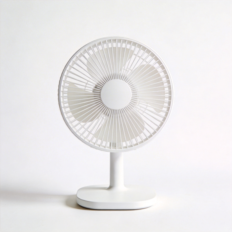 简约白色台扇图片