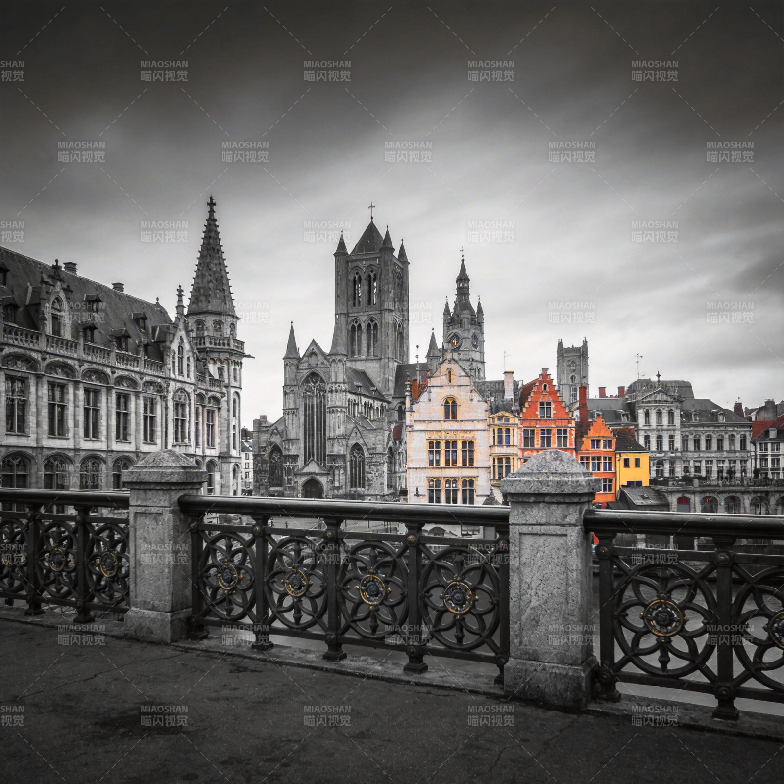 古桥映古城图片