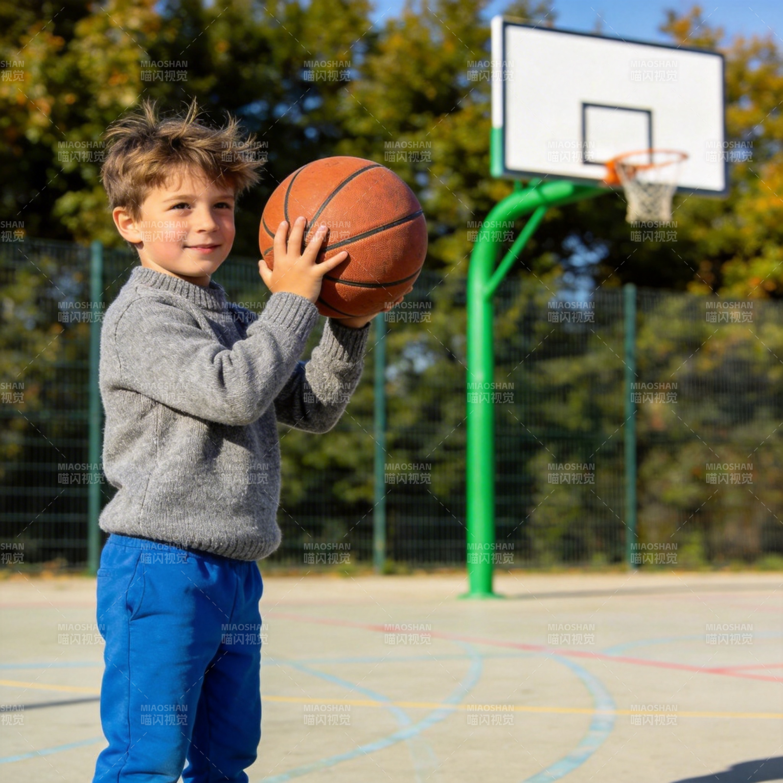 小球员准备投篮图片