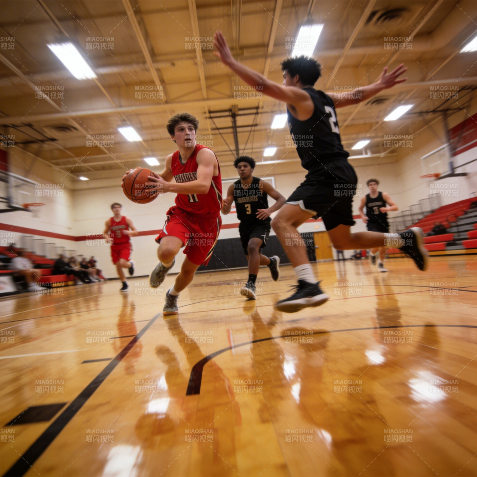 篮球赛激烈对决图片