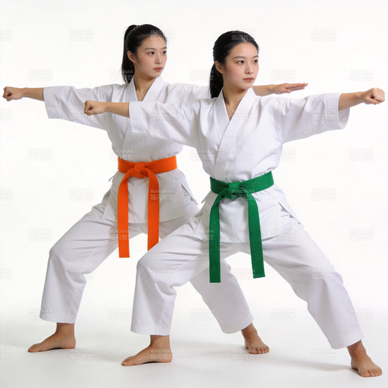 双人空手道对练图片