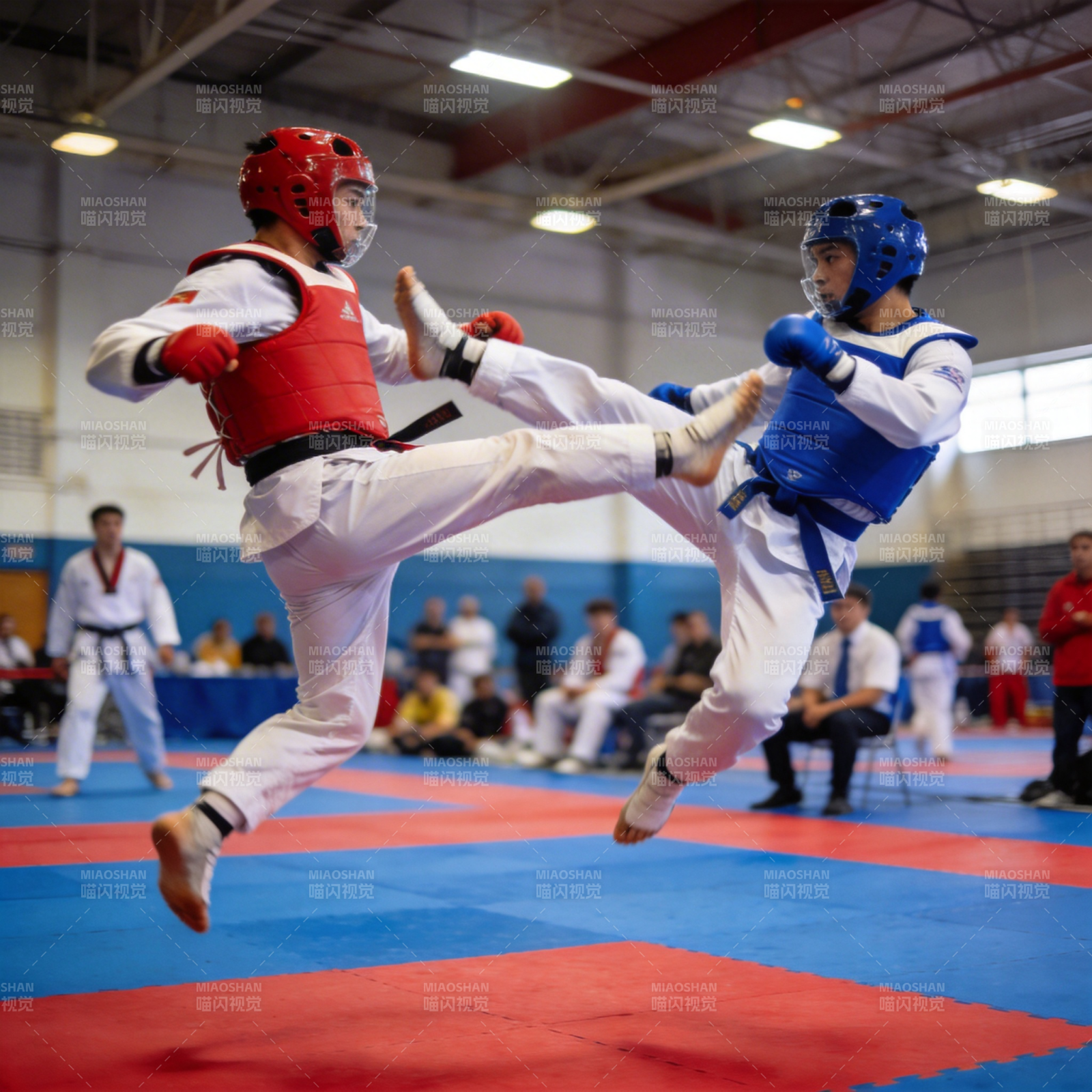 跆拳道对决瞬间图片