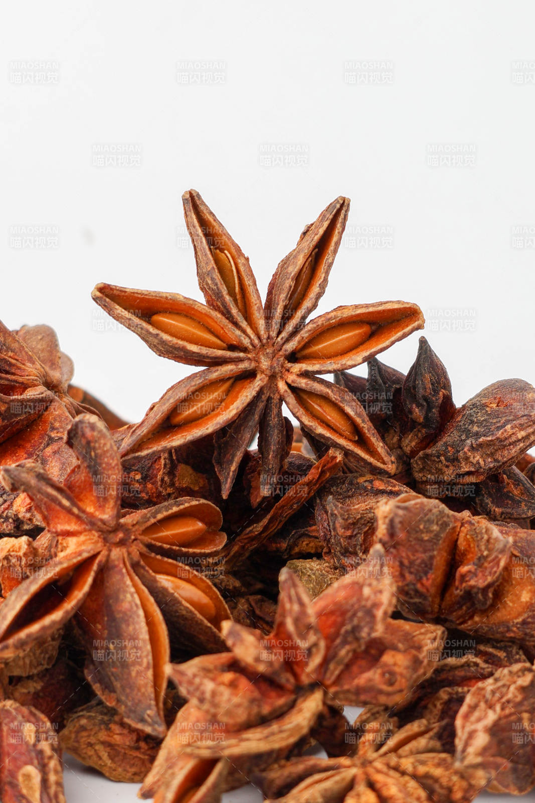 八角香料特写图片