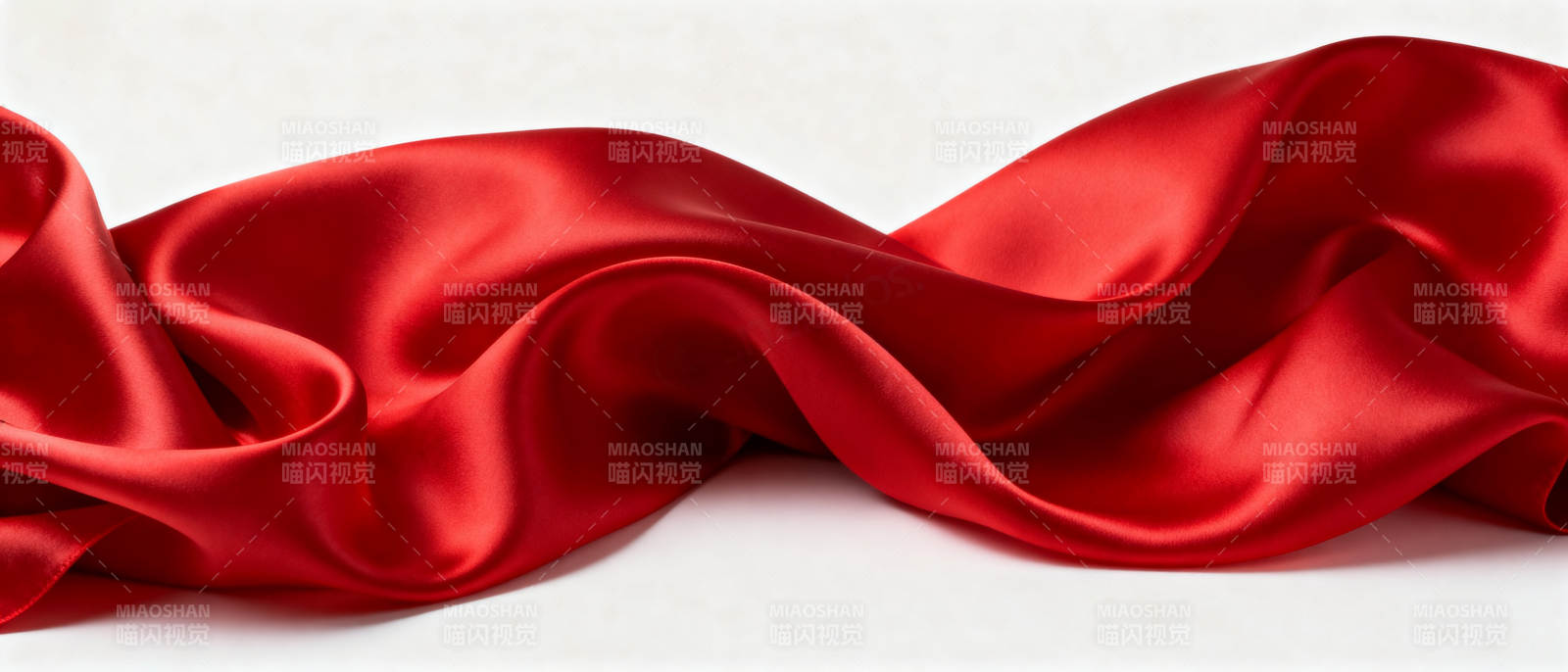 红色丝缎飘逸图片