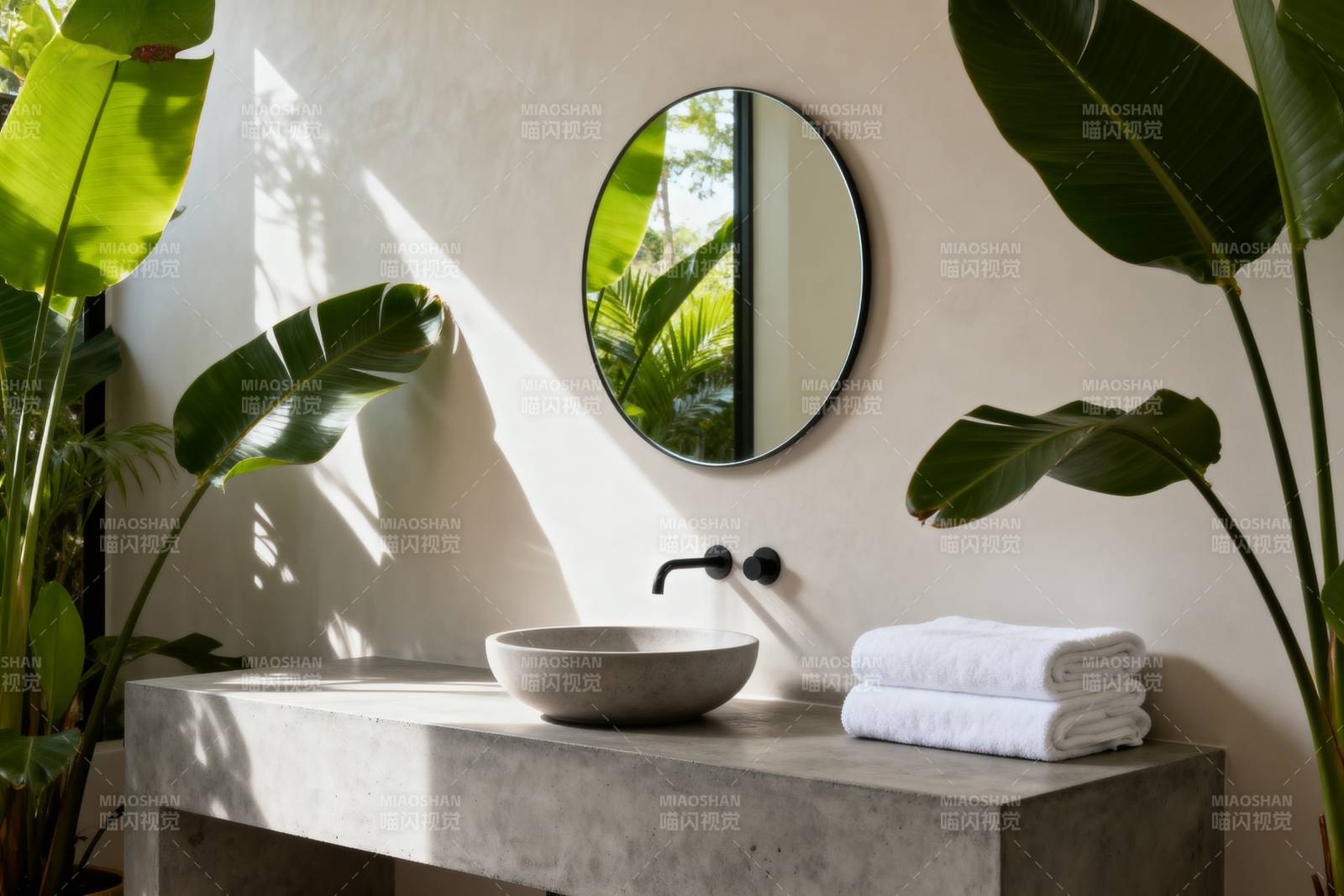 绿意盎然的浴室一角图片