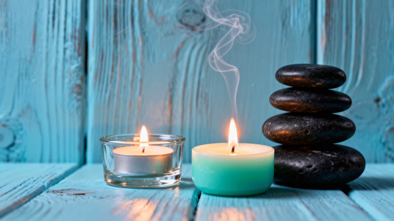 静谧烛光石疗图片