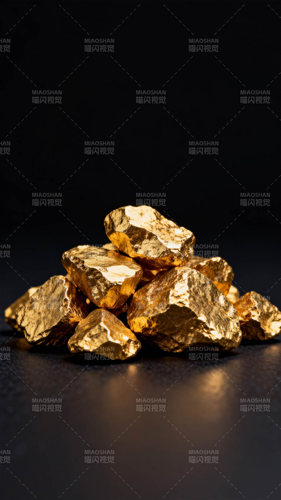 金块堆叠闪耀图片