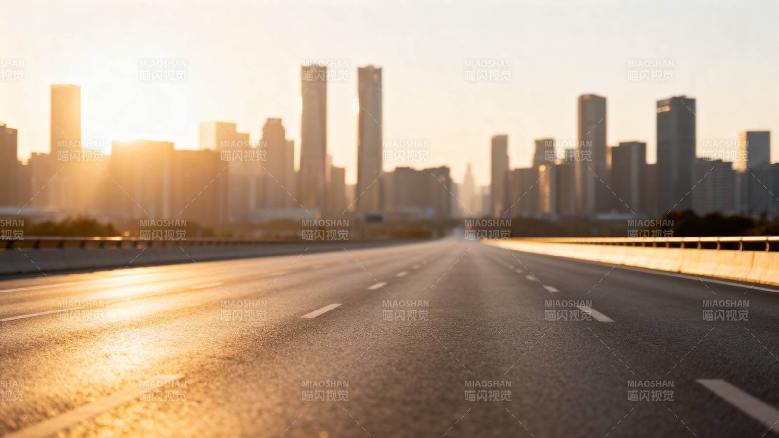 城市晨光大道图片