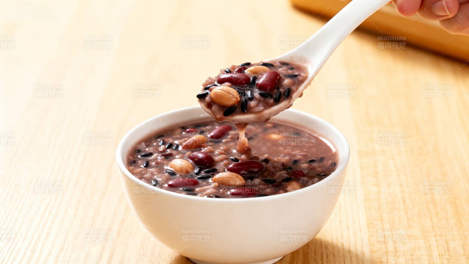 红豆薏米粥图片
